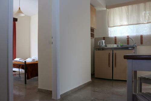 Aparthotel Akrotopi
