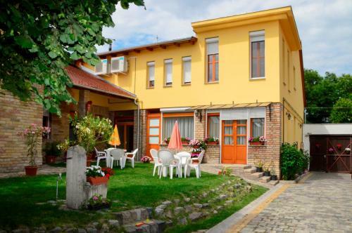 Hostal Mediterr�n Vend�gh�z
