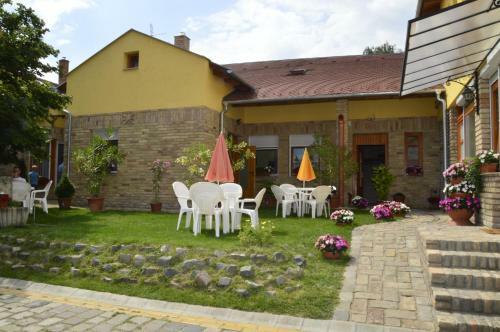 Hostal Mediterr�n Vend�gh�z