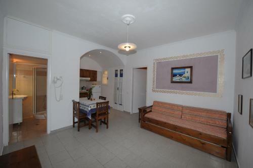 Orfeas Apartments