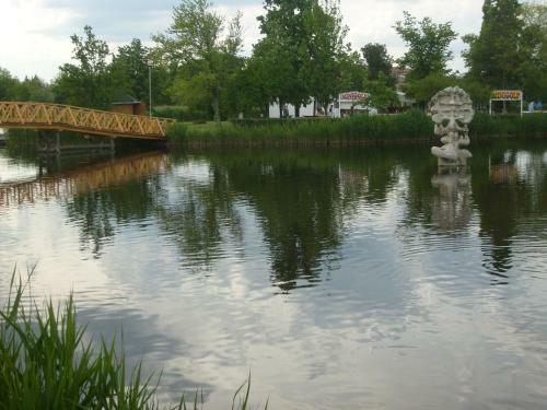 Hostal Otthon Apartman