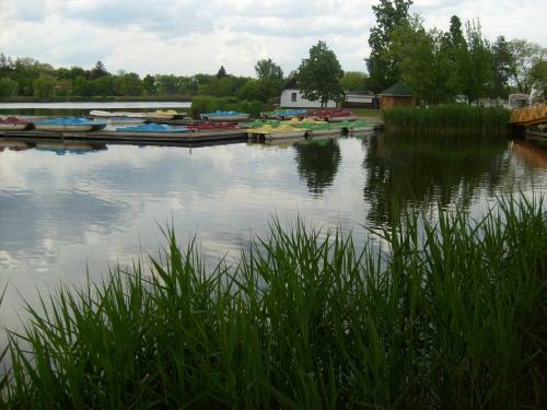 Hostal Otthon Apartman