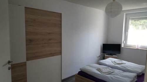 Mona Apartman