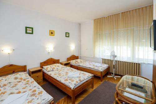 Hostal G�m�ri Vend�gh�z