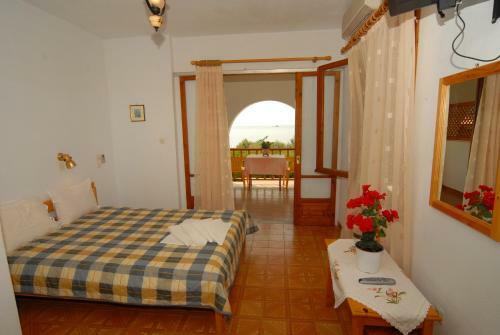 Aparthotel Villa Zaharo And Lilian Apartments