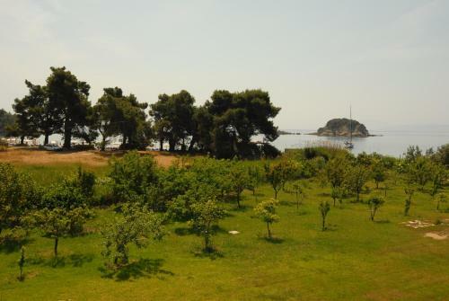 Aparthotel Villa Zaharo And Lilian Apartments