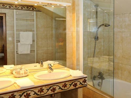 Hotel Kyriad Saumur Centre