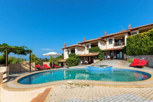 Akritas Ef Zin Villas & Suites