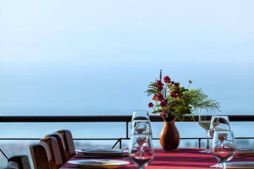 Akritas Ef Zin Villas & Suites