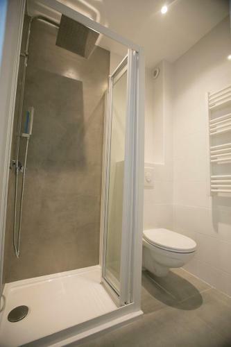 Le Grand Large Bord de Mer Hotel & Apartment