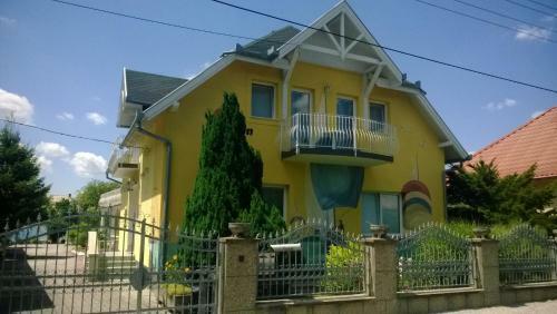 Seven Apartment