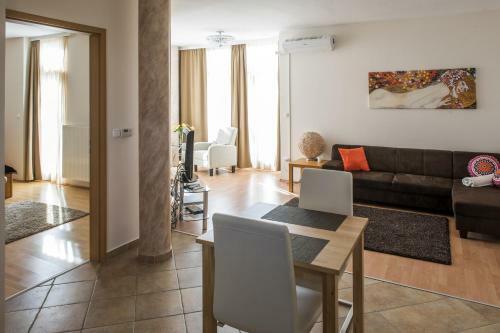 Feng Shui Wellness Apartmanh�z H�v�z