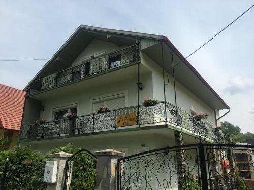 Apartamento Larisa Villa