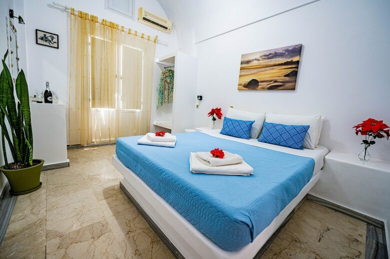 Hostal Join Us Low Cost Rooms