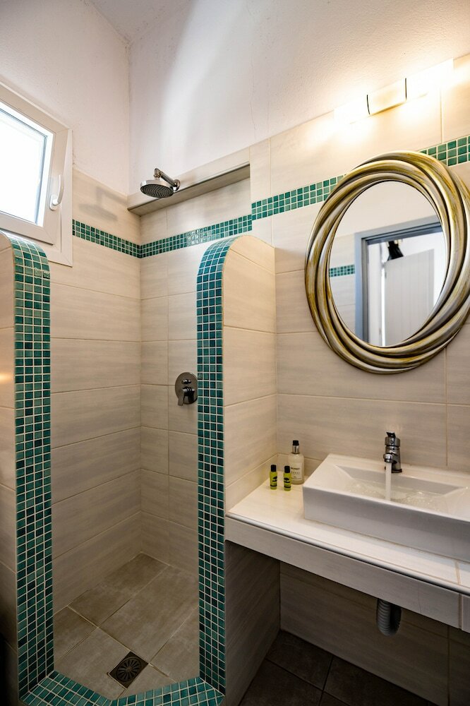 Hostal Join Us Low Cost Rooms
