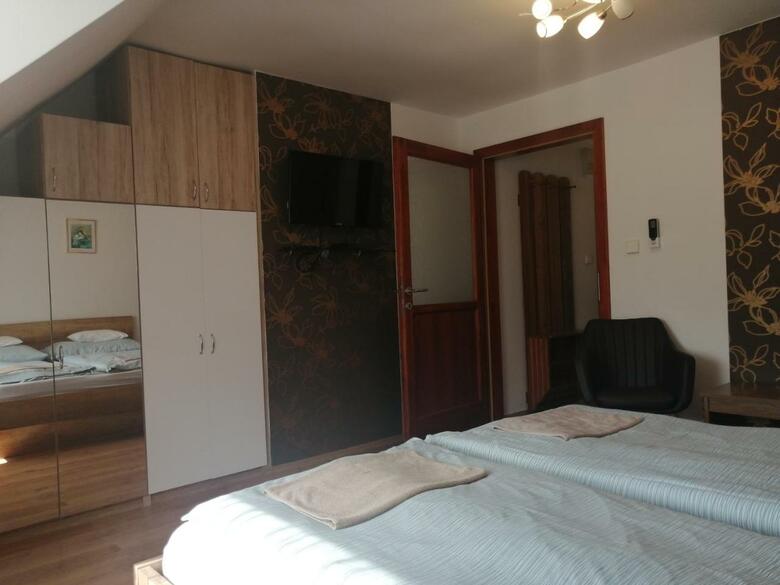 Anita Apartman