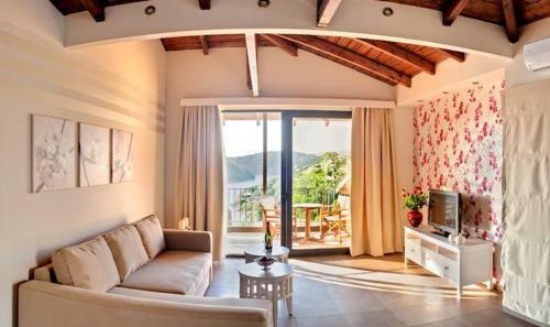 Aparthotel Ornella Beach Resort & Villas