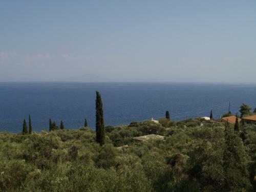 Spiros Apartments