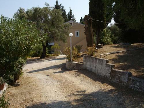 Spiros Apartments
