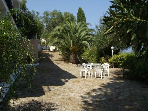 Spiros Apartments