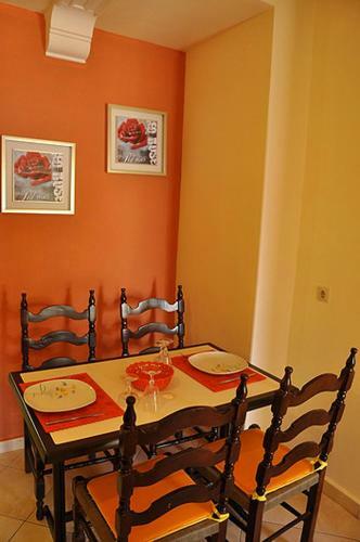 Mazis Apartments