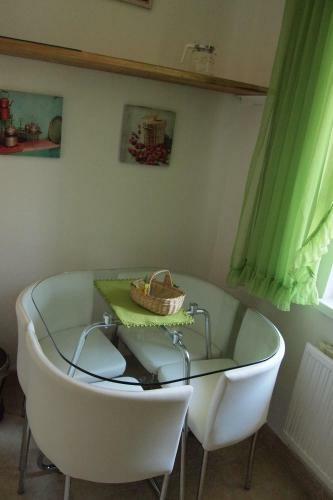 Anna Apartman