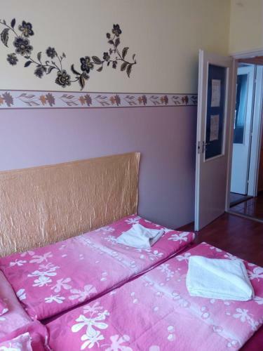 Margit Apartman K�lcsey