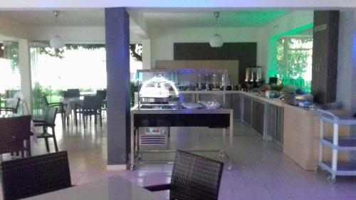 Zoes Hotel