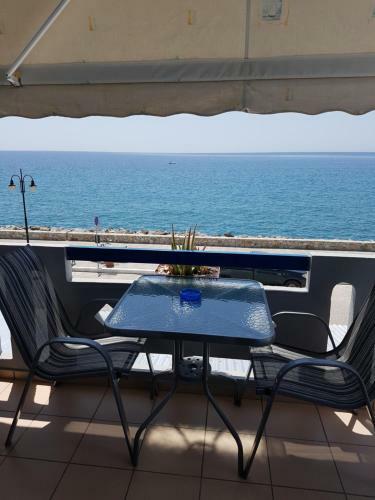 Hostal Petrakis Sea View