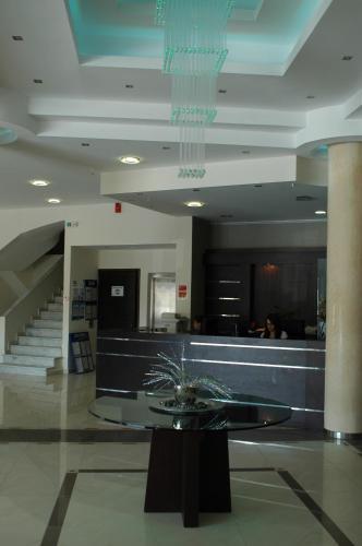 Letsos Hotel