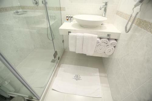 Bed & Breakfast The White Suites