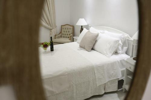 Bed & Breakfast The White Suites