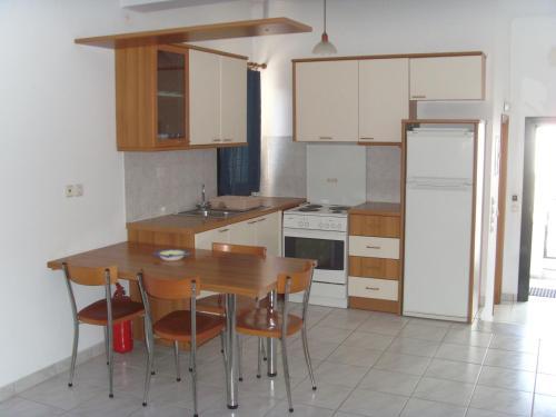Minos Apartments & Studios II