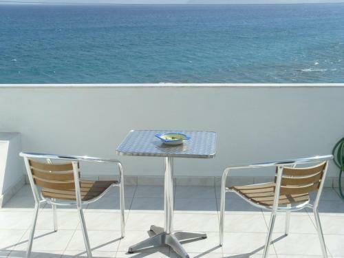 Minos Apartments & Studios II