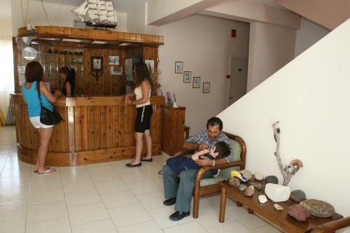 Hotel Guest House Polyvotis