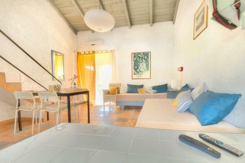 Lefkes Apartments