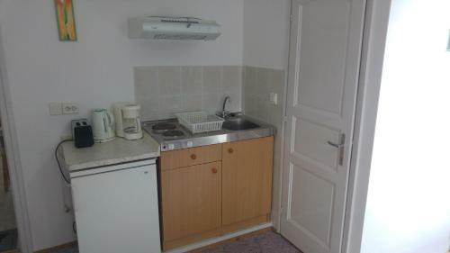 Holiday Apartmanh�z