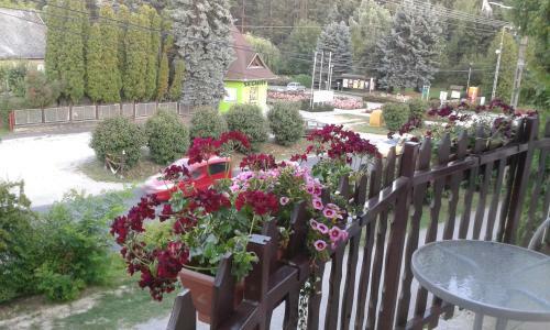 Holiday Apartmanh�z