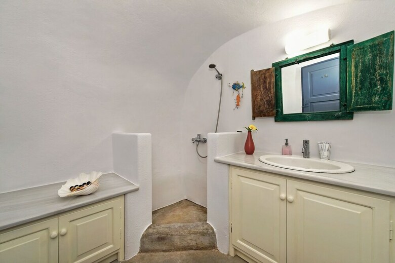 Lucky Homes - Oia