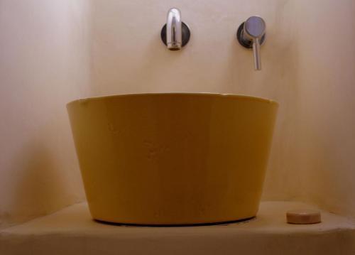 Hostal La Maison Kalogera
