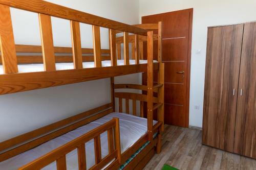 Art Apartments
