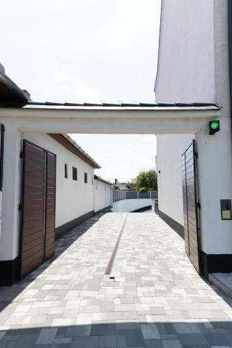 Art Apartments