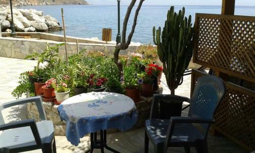 Spiros Apartments