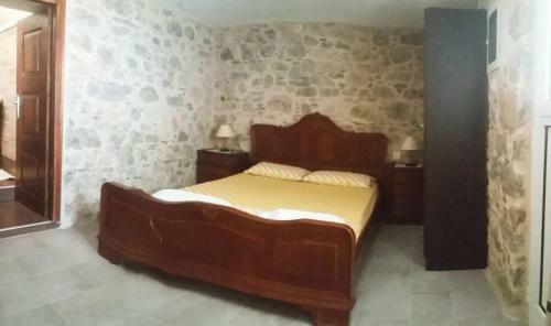 Spiros Apartments
