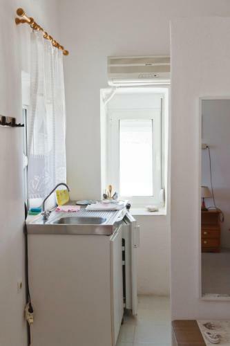 Spiros Apartments