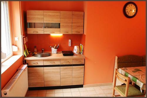Hostal White Quiet Apartment