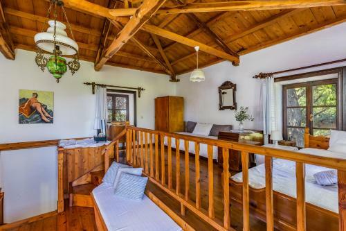 Elli Cottage