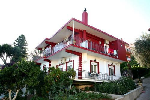 Hostal Studios Ristas Kostas