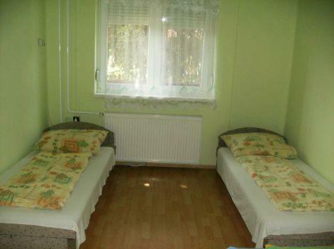 P�csi Apartmanh�z