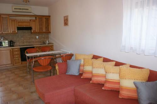 �rnyas Apartmanh�z